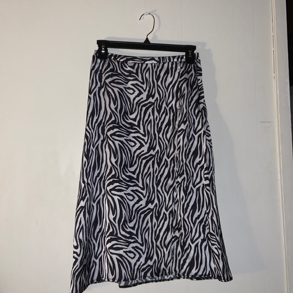 ZEBRA PRINT SKIRT